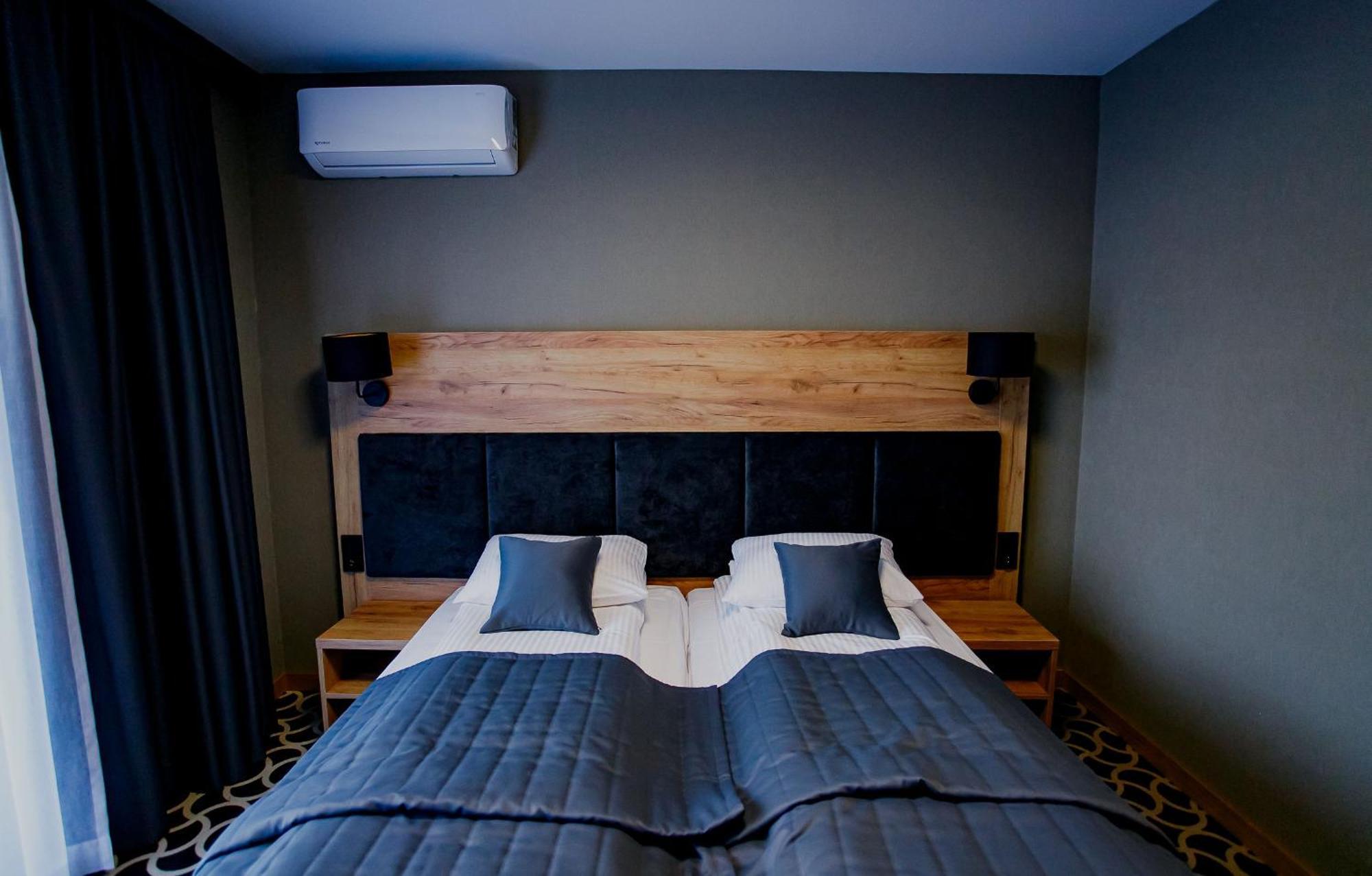 Hotel Coloseum Jarosław Habitación foto